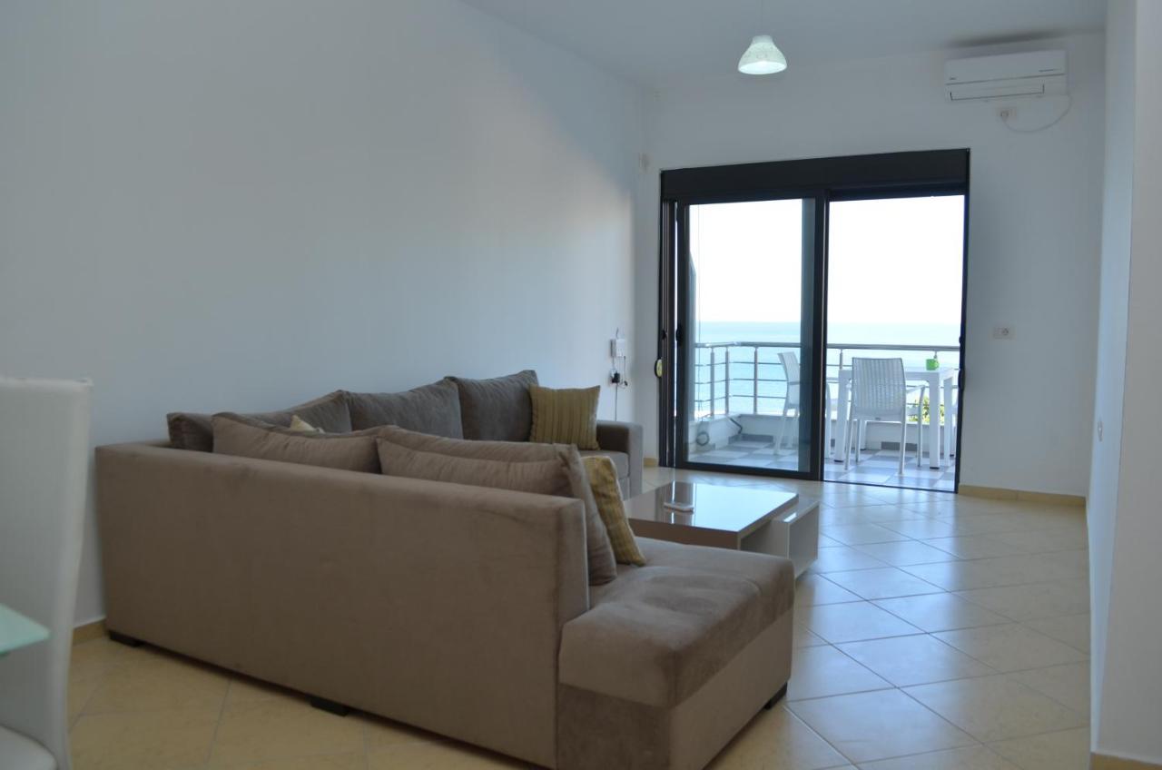 Paul Apartments Sarande Bagian luar foto