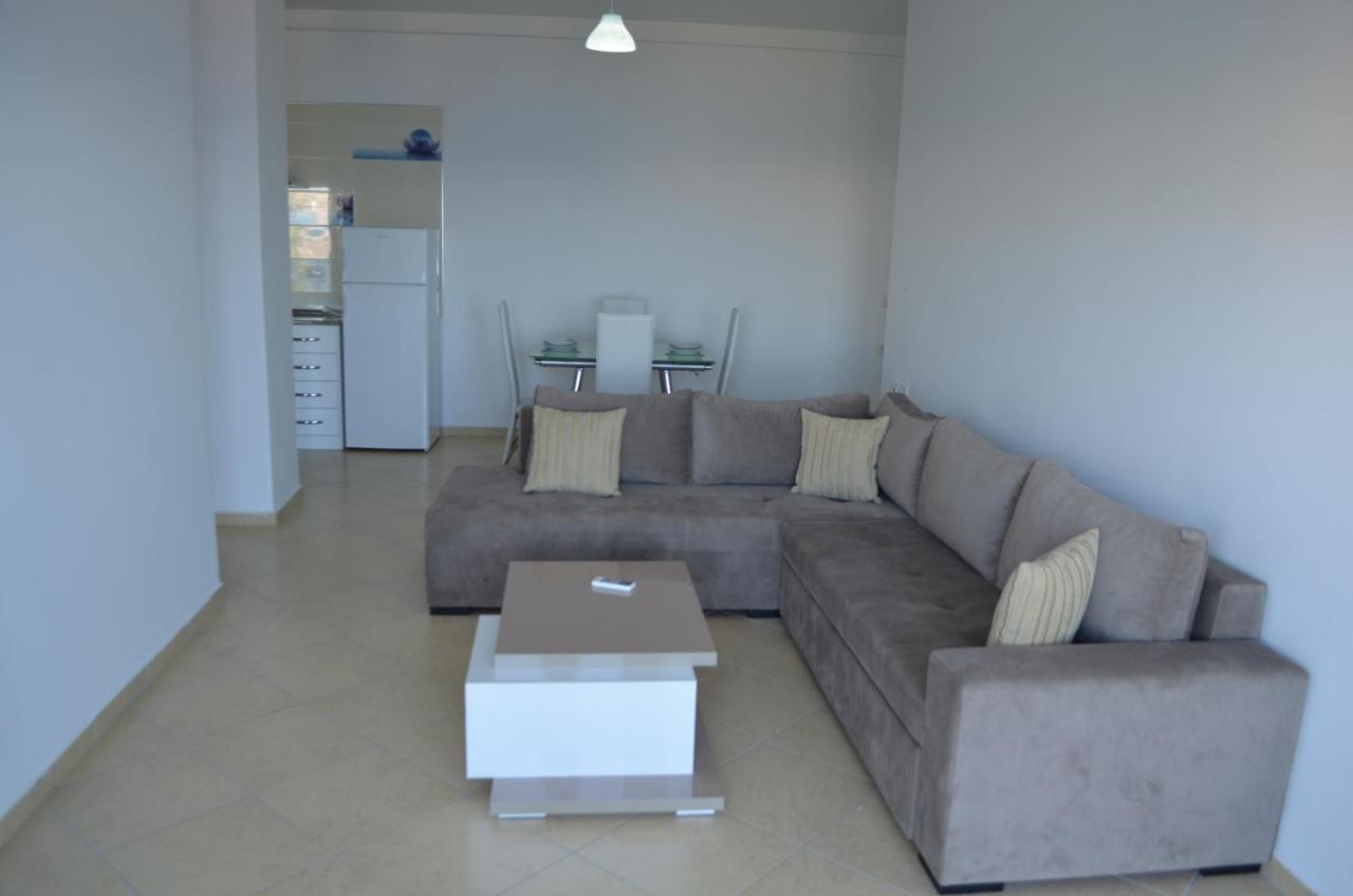 Paul Apartments Sarande Bagian luar foto