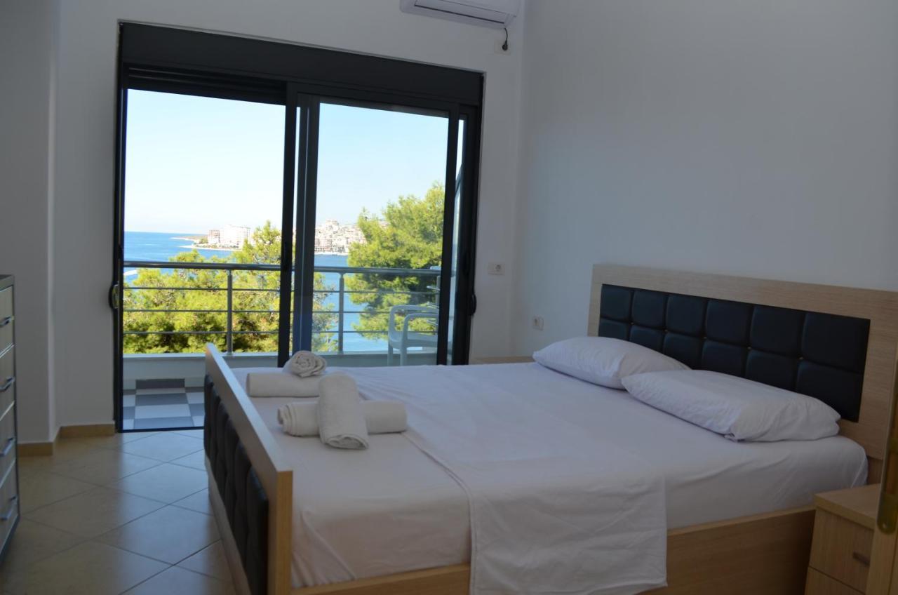 Paul Apartments Sarande Bagian luar foto